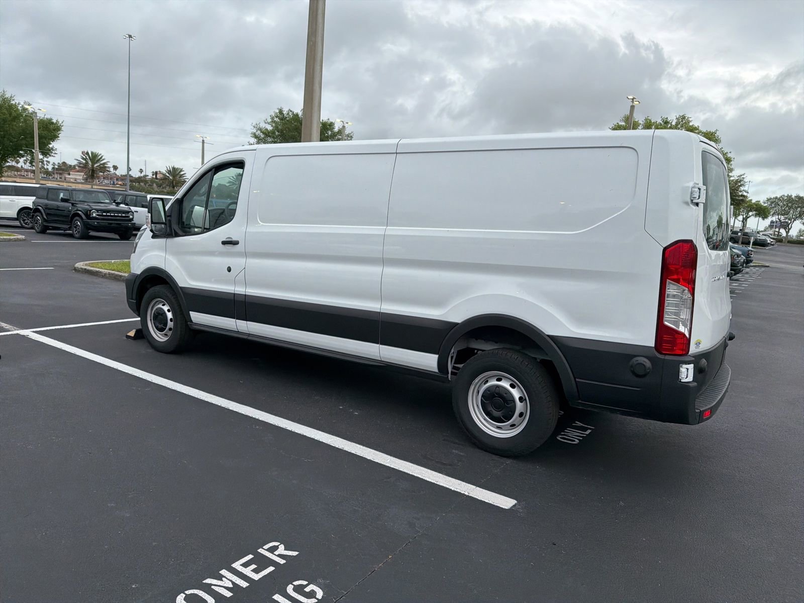 Used 2024 Ford Transit 350 Low Roof w/ Load Area Protection Package image 9