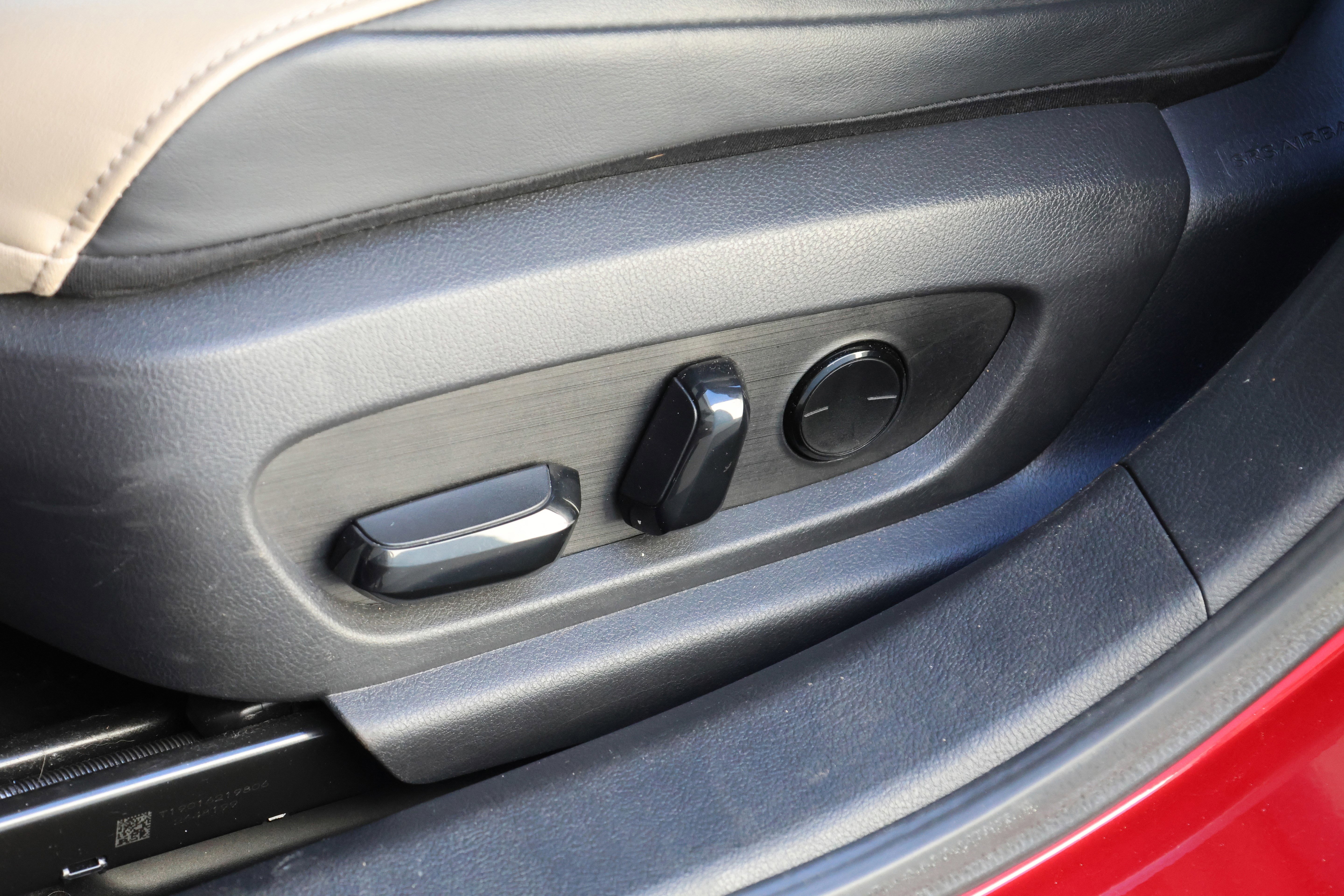 Used 2019 Lexus ES 350 w/ Premium Package image 30