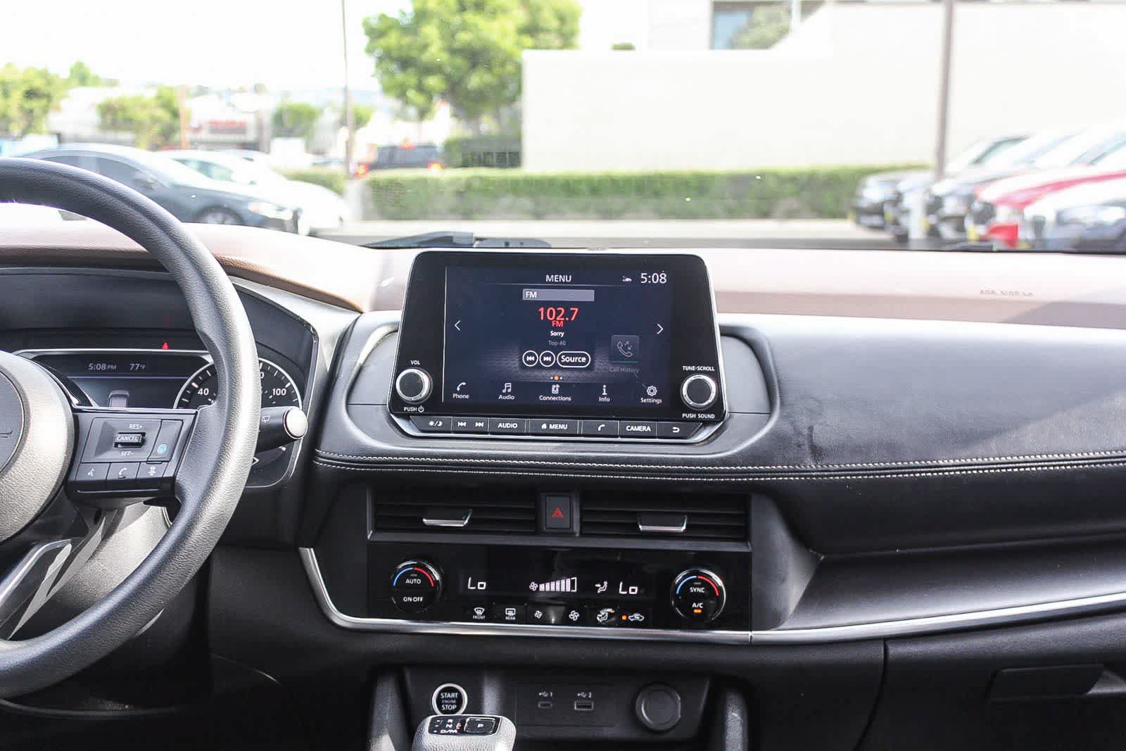 Used 2023 Nissan Rogue SV FWD image 17