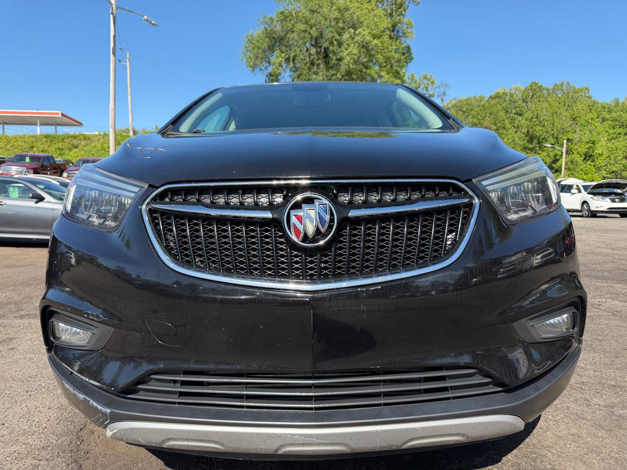 Used 2019 Buick Encore Essence AWD/4WD image 2