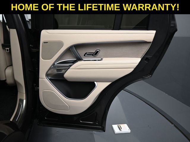 Used 2023 Land Rover Range Rover SE image 52