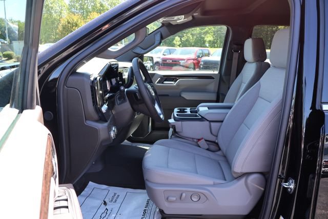 New 2026 GMC Sierra 1500 SLE w/ Preferred Package AWD/4WD image 19