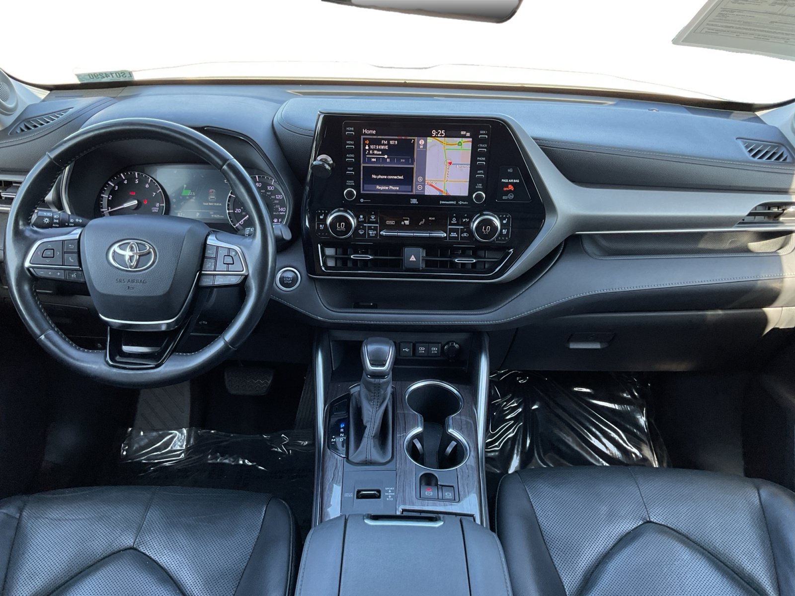 Used 2022 Toyota RAV4 XSE w/ XSE Grade Weather Package AWD/4WD image 10