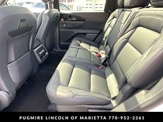 New 2025 Lincoln Nautilus Premier w/ Equipment Group 102A image 21
