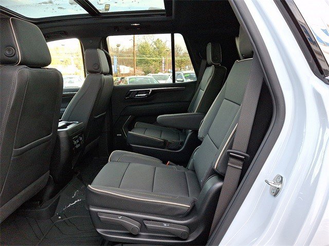 Certified 2026 Chevrolet Tahoe Premier w/ Sun And Tow Package image 8