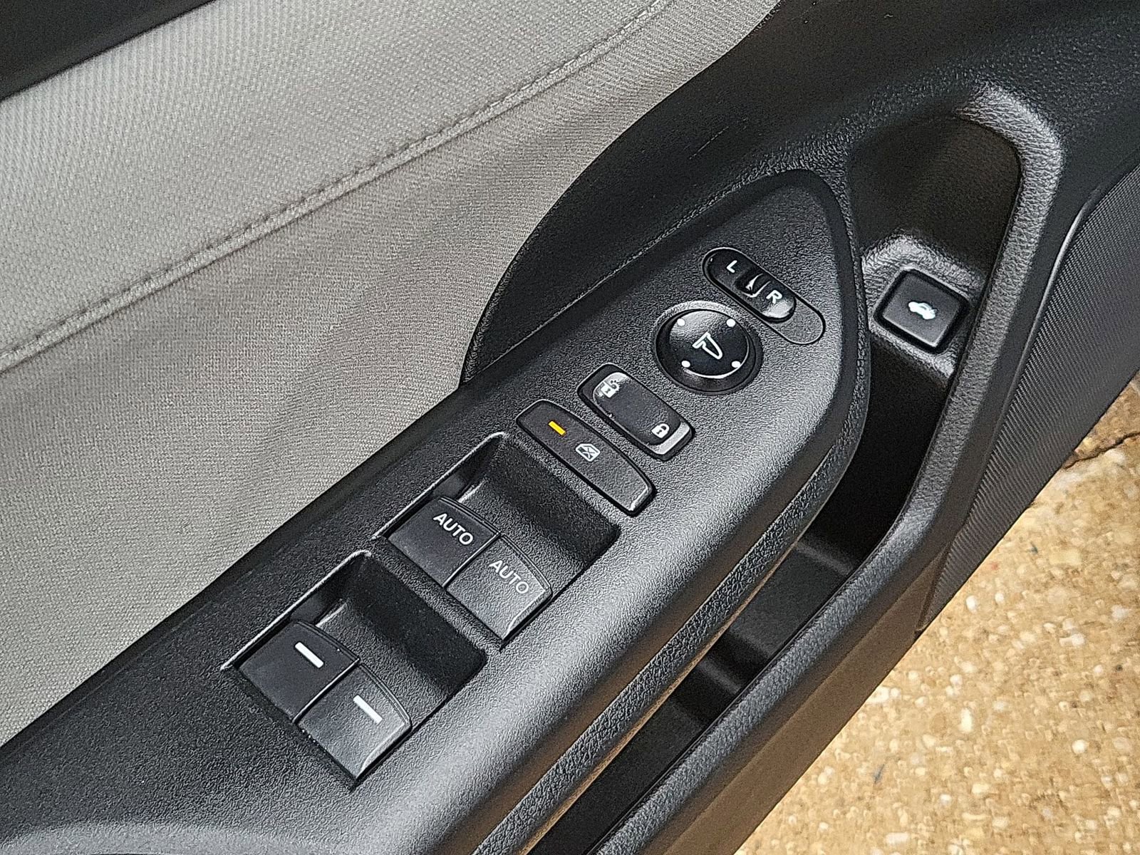 Used 2018 Honda Civic EX image 22
