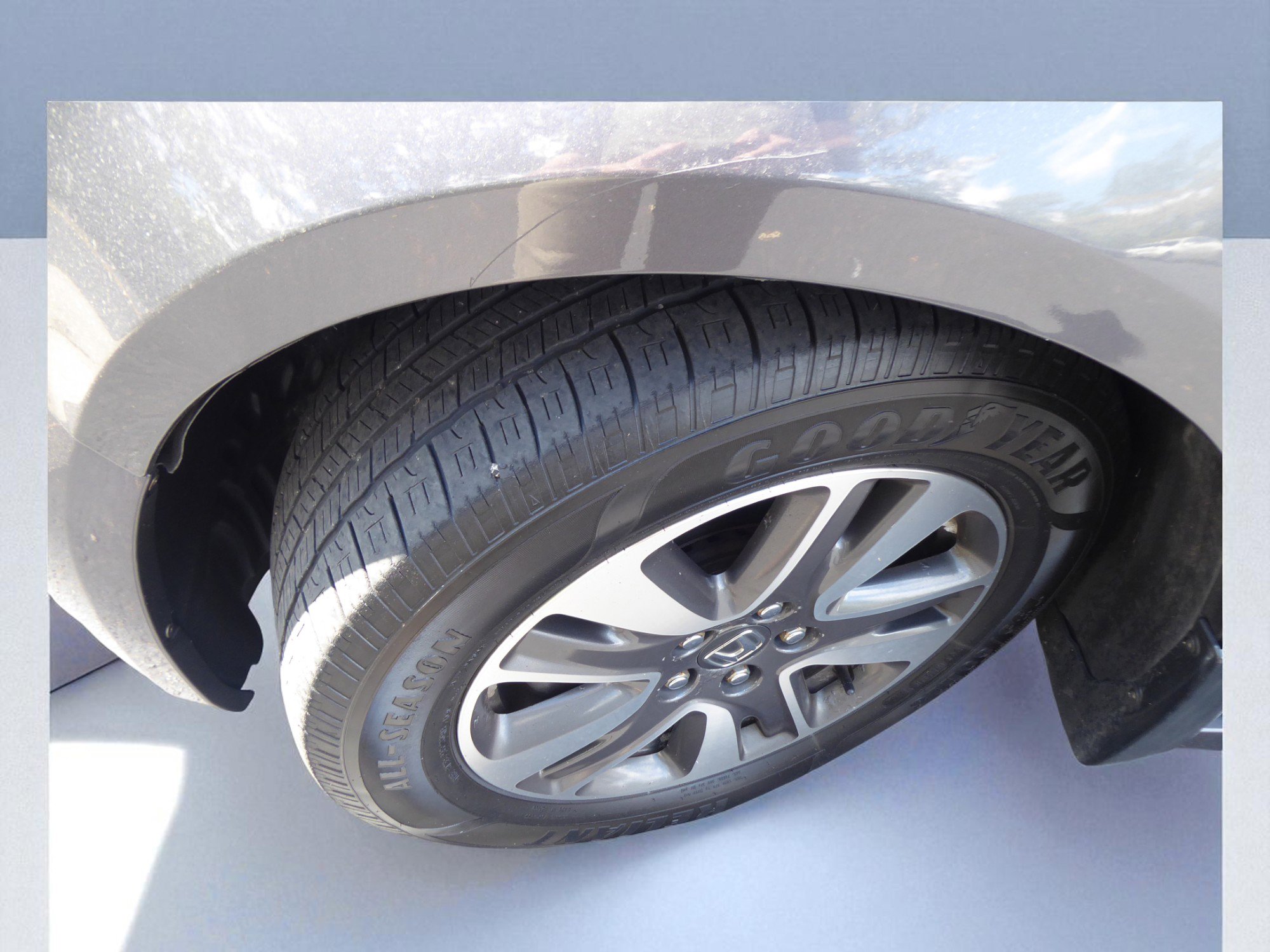 Used 2016 Honda Odyssey Touring Elite image 32