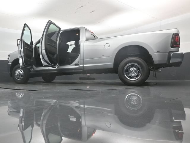 New 2026 RAM 3500 Tradesman AWD/4WD image 58