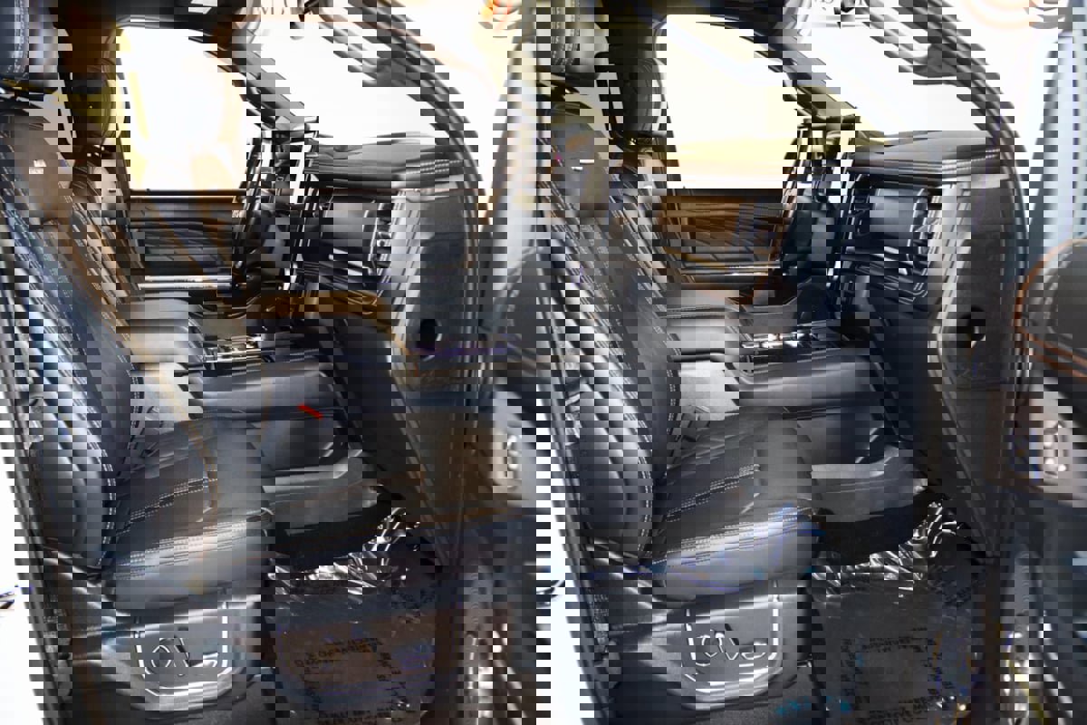 Used 2023 Ford Expedition Max Platinum image 65