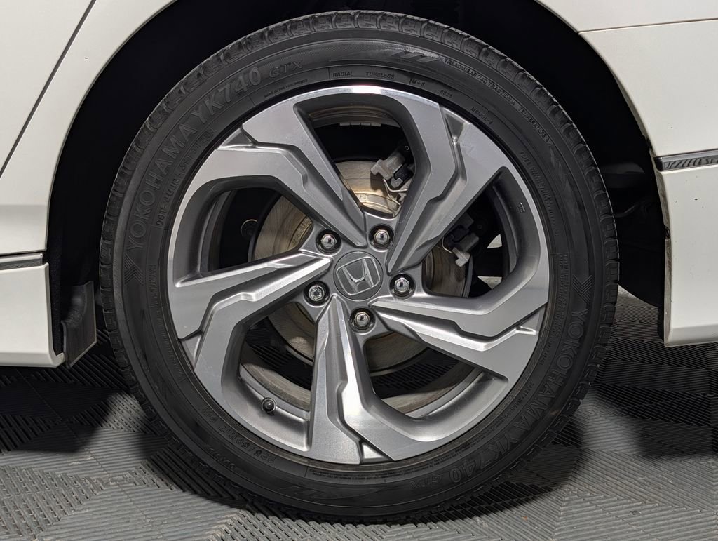 Used 2018 Honda Accord EX-L image 23