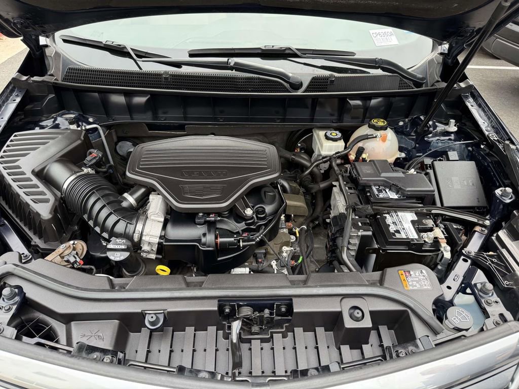 Used 2017 Cadillac XT5 Luxury w/ Driver Awareness Package image 22