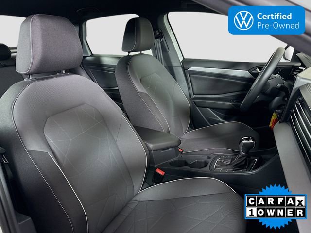Certified 2025 Volkswagen Jetta Sport image 27
