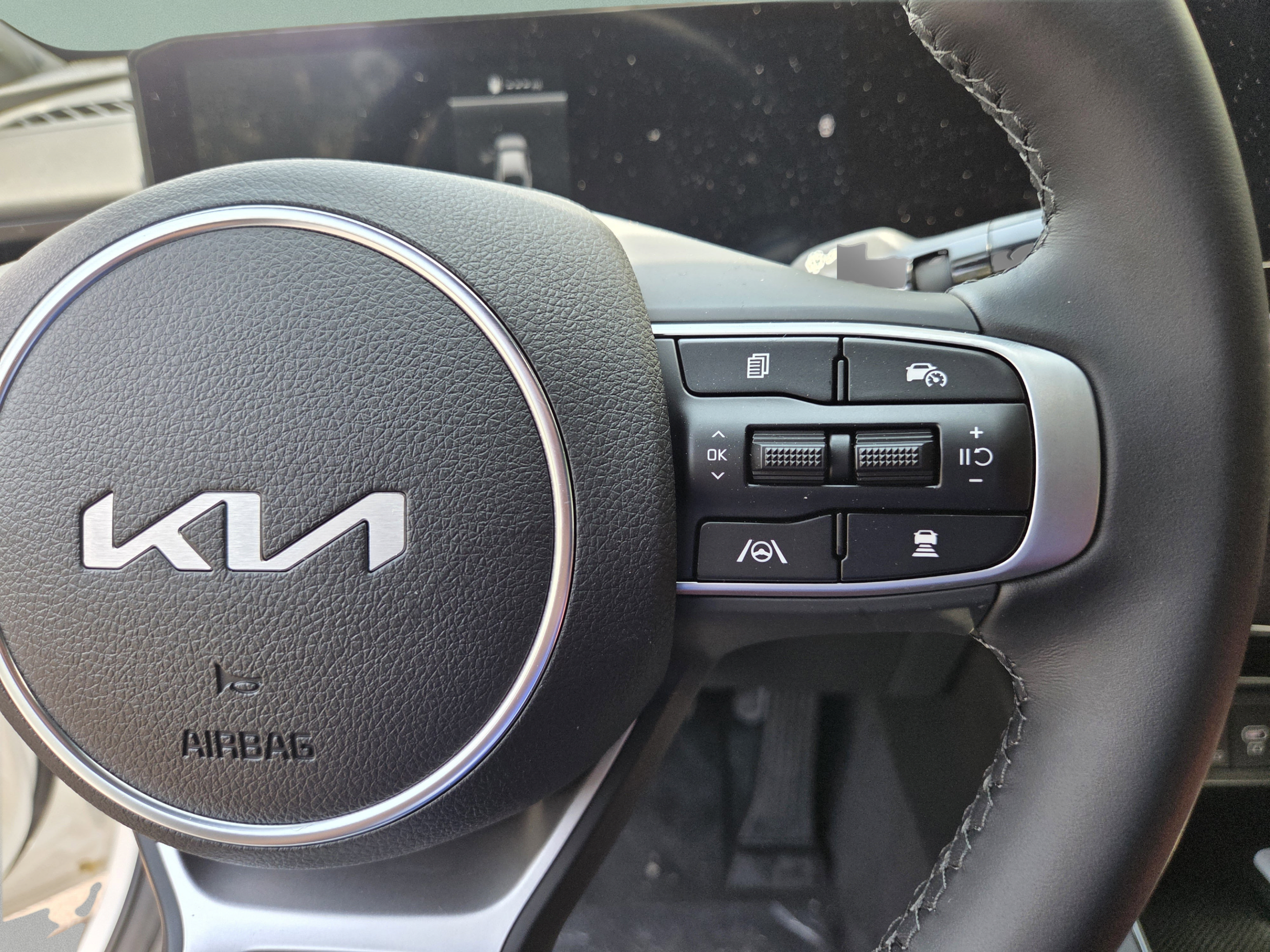 New 2026 Kia K5 GT-Line w/ GT-Line Premium Package FWD image 27