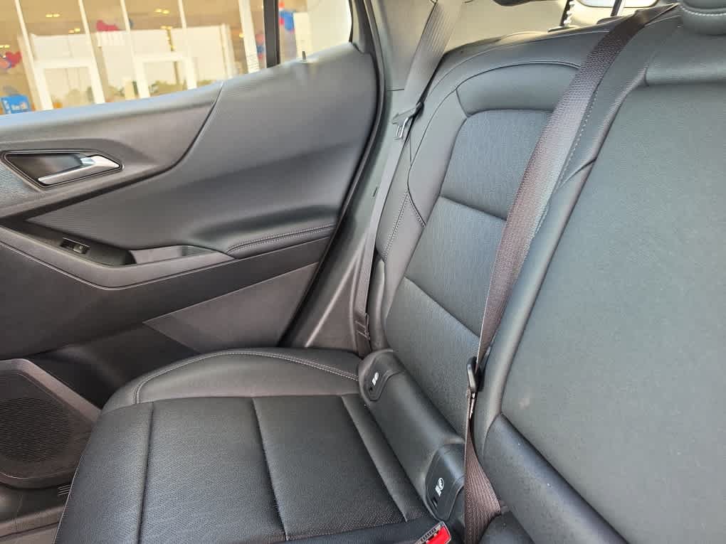 Used 2026 Chevrolet Equinox LT w/ Convenience Package II FWD image 29
