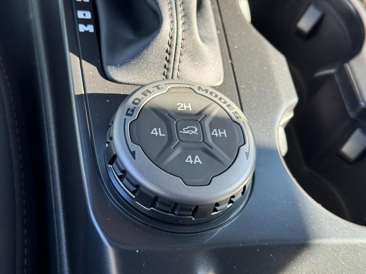 New 2025 Ford Bronco Badlands image 17