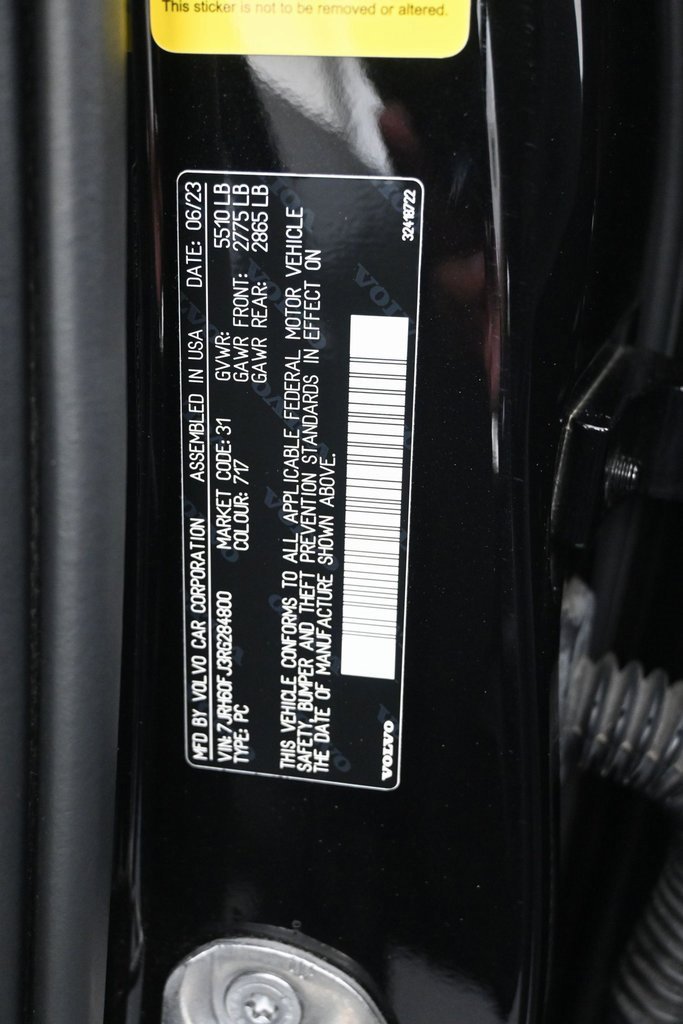 Used 2024 Volvo S60 T8 Ultimate w/ Climate Package image 14