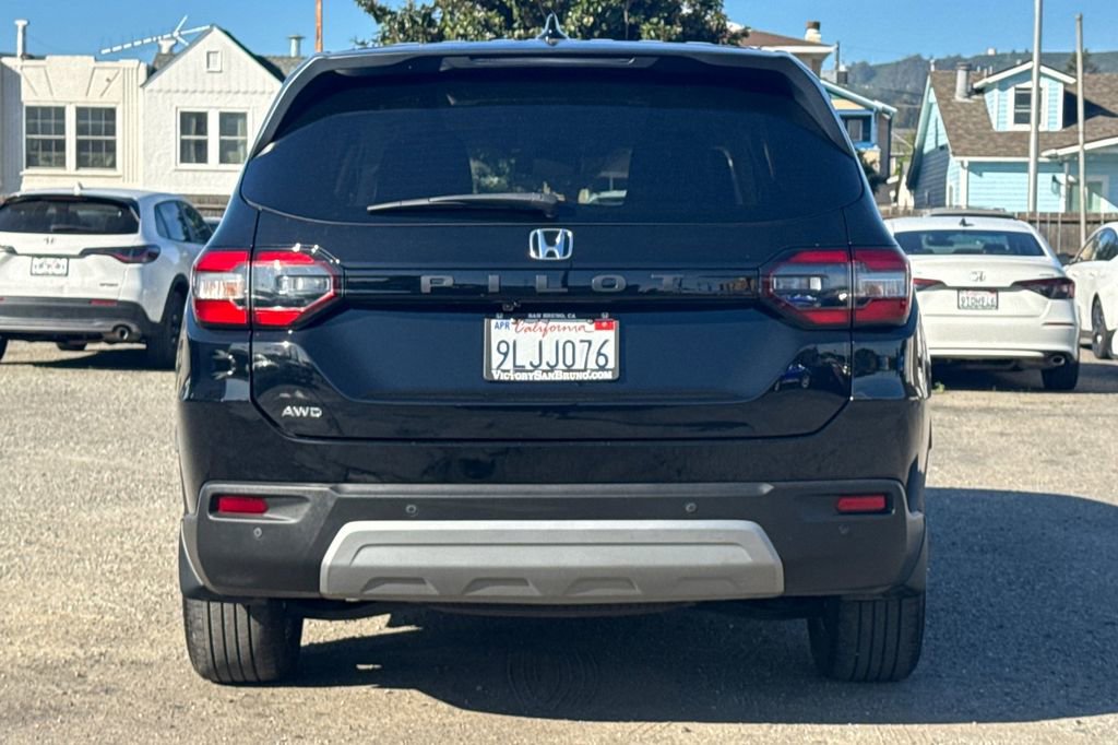Used 2024 Honda Pilot EX-L image 5