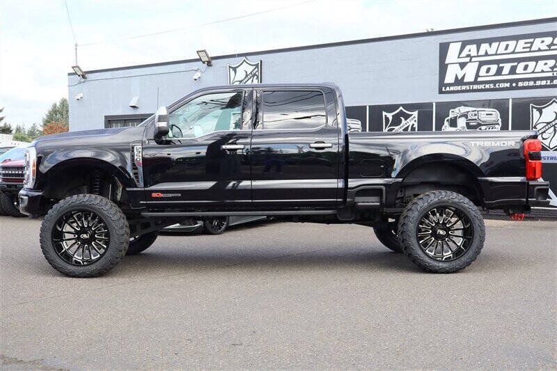 Used 2026 Ford F350 Platinum w/ Platinum Plus Package AWD/4WD image 2