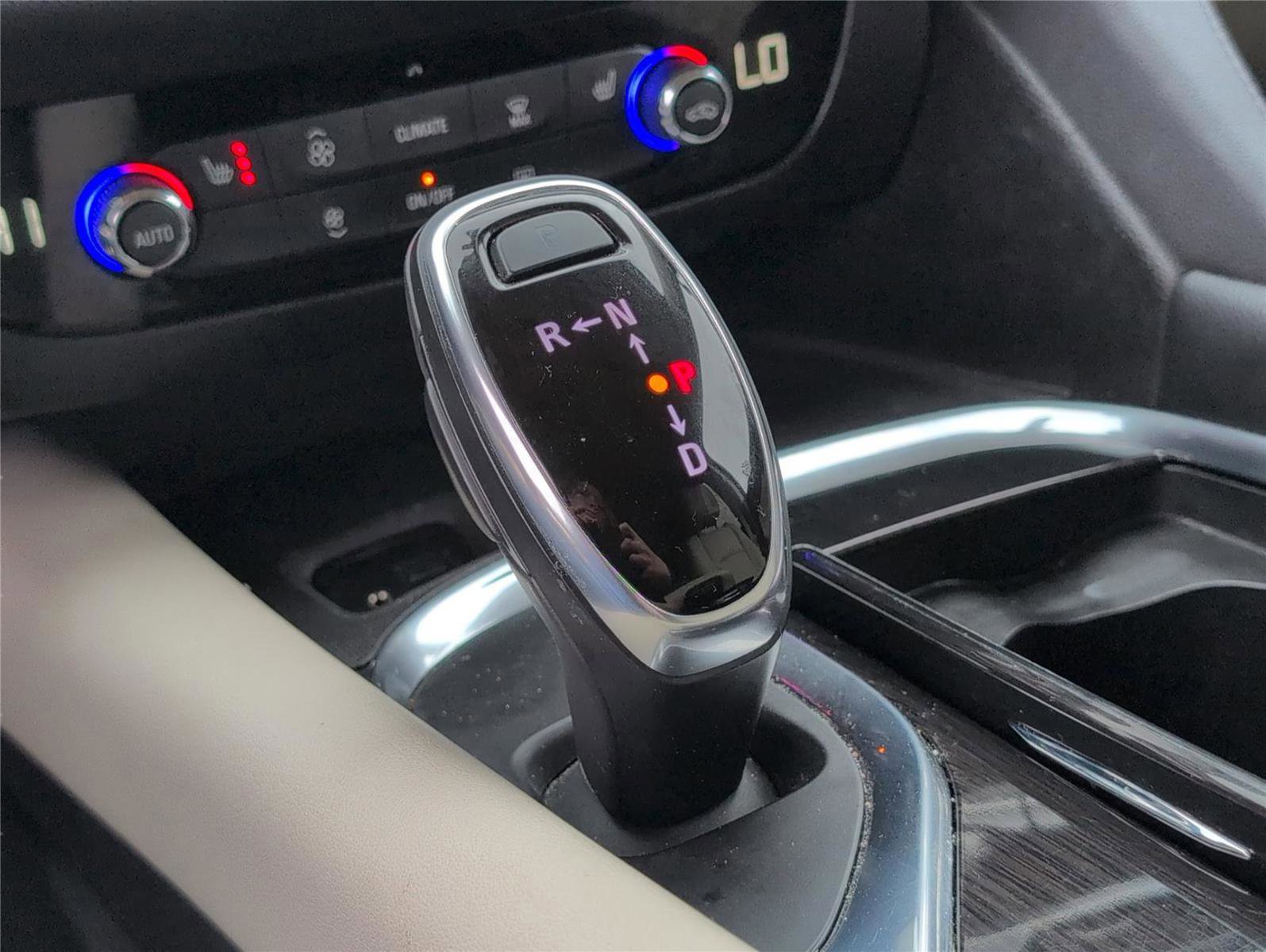 Used 2021 Buick Enclave Essence w/ Sound and Sites Package image 25