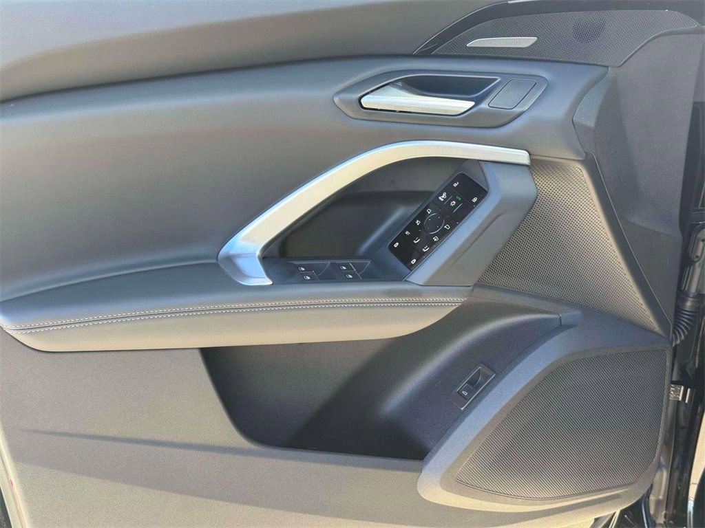 New 2025 Audi Q5 Premium Plus image 9