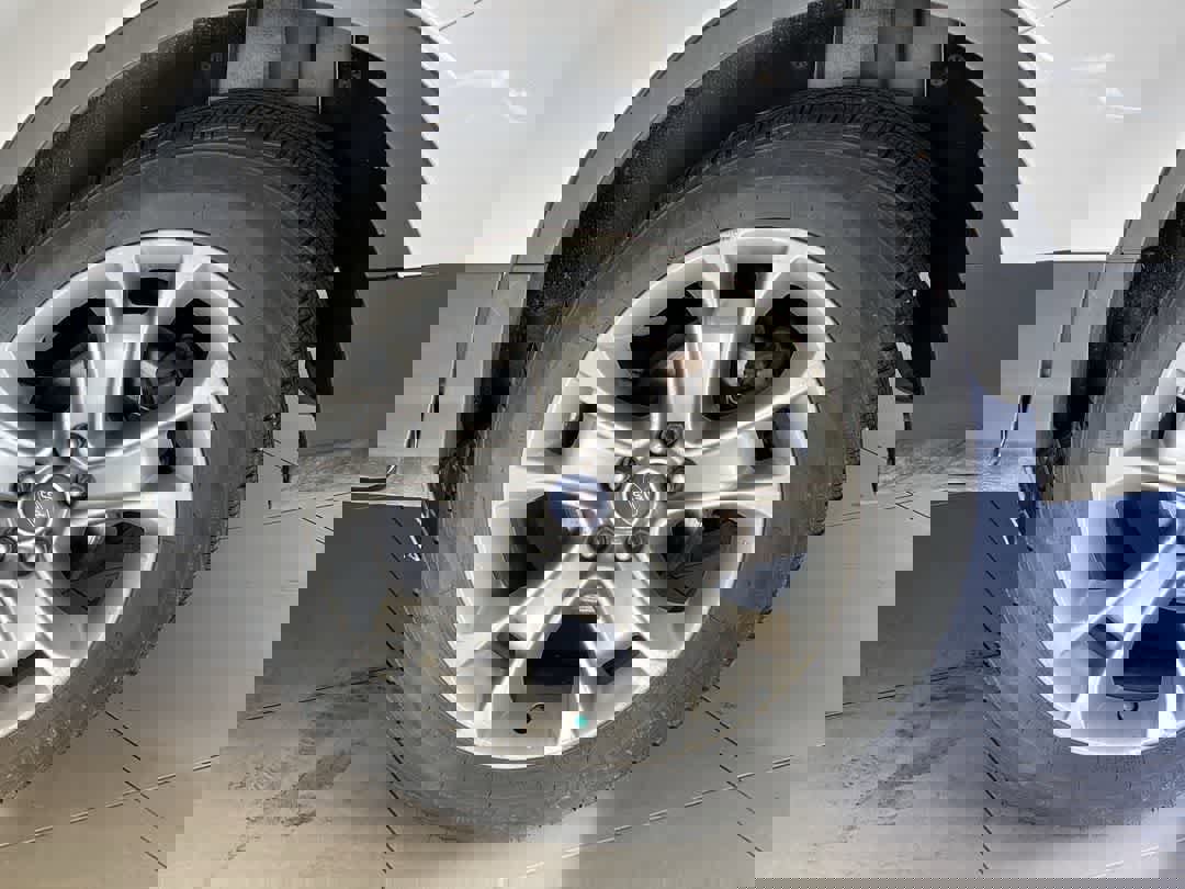 Used 2015 Ford Escape Titanium image 13