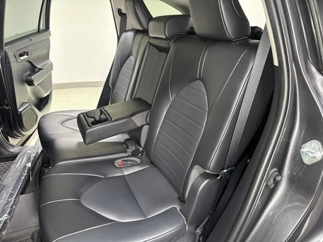 Used 2022 Toyota Highlander XLE AWD/4WD image 26