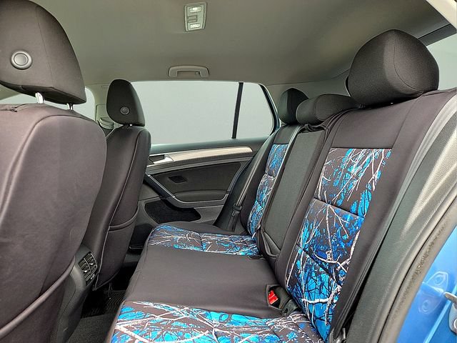 Used 2016 Volkswagen e-Golf SE w/ DC Fast Charging Package FWD image 13