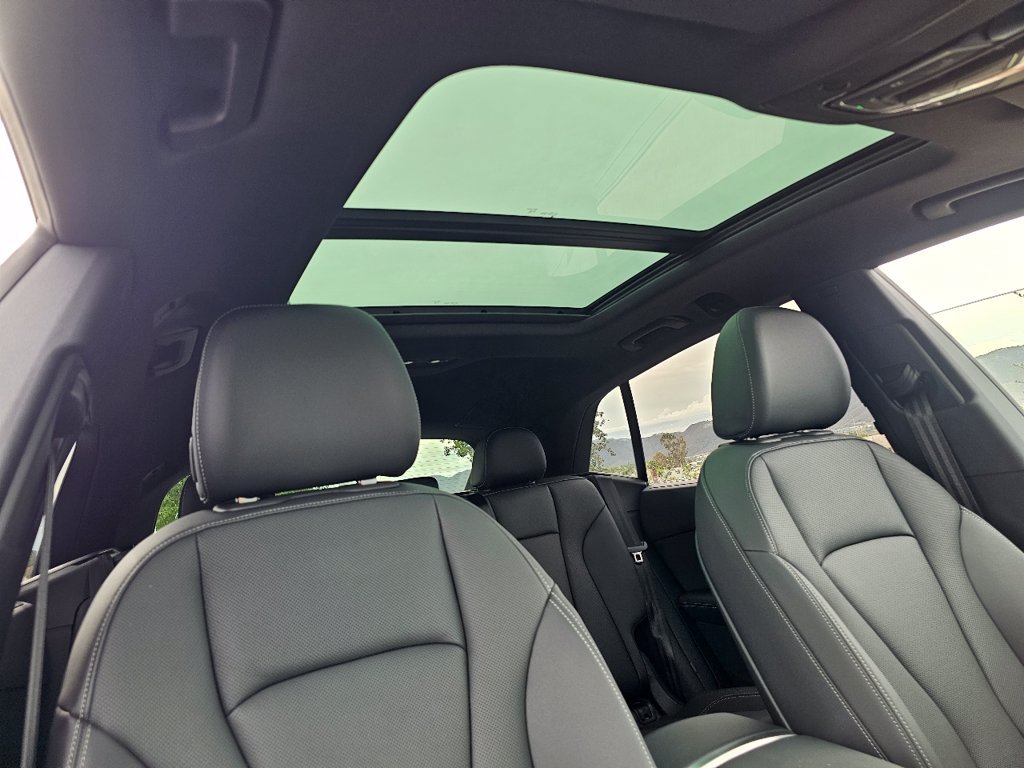 New 2027 Audi Q8 Premium Plus AWD/4WD image 3