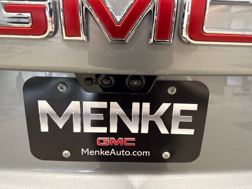 New 2026 GMC Yukon XL Elevation w/ Elevation Premium Package AWD/4WD image 9