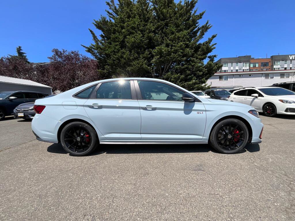 New 2026 Volkswagen Jetta GLI Autobahn FWD image 9