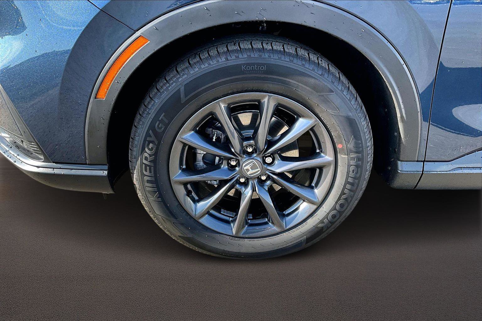 Used 2026 Honda CR-V EX-L image 9