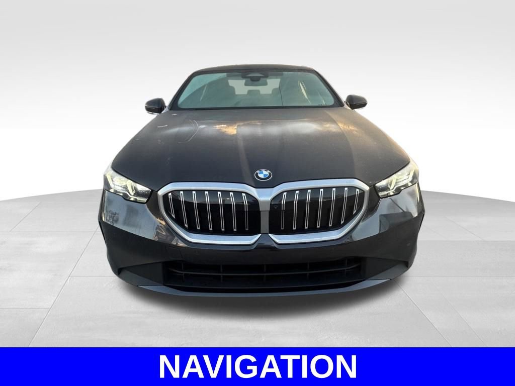 Used 2026 BMW 530i image 9