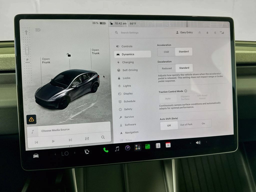 Used 2026 Tesla Model Y 2WD image 21