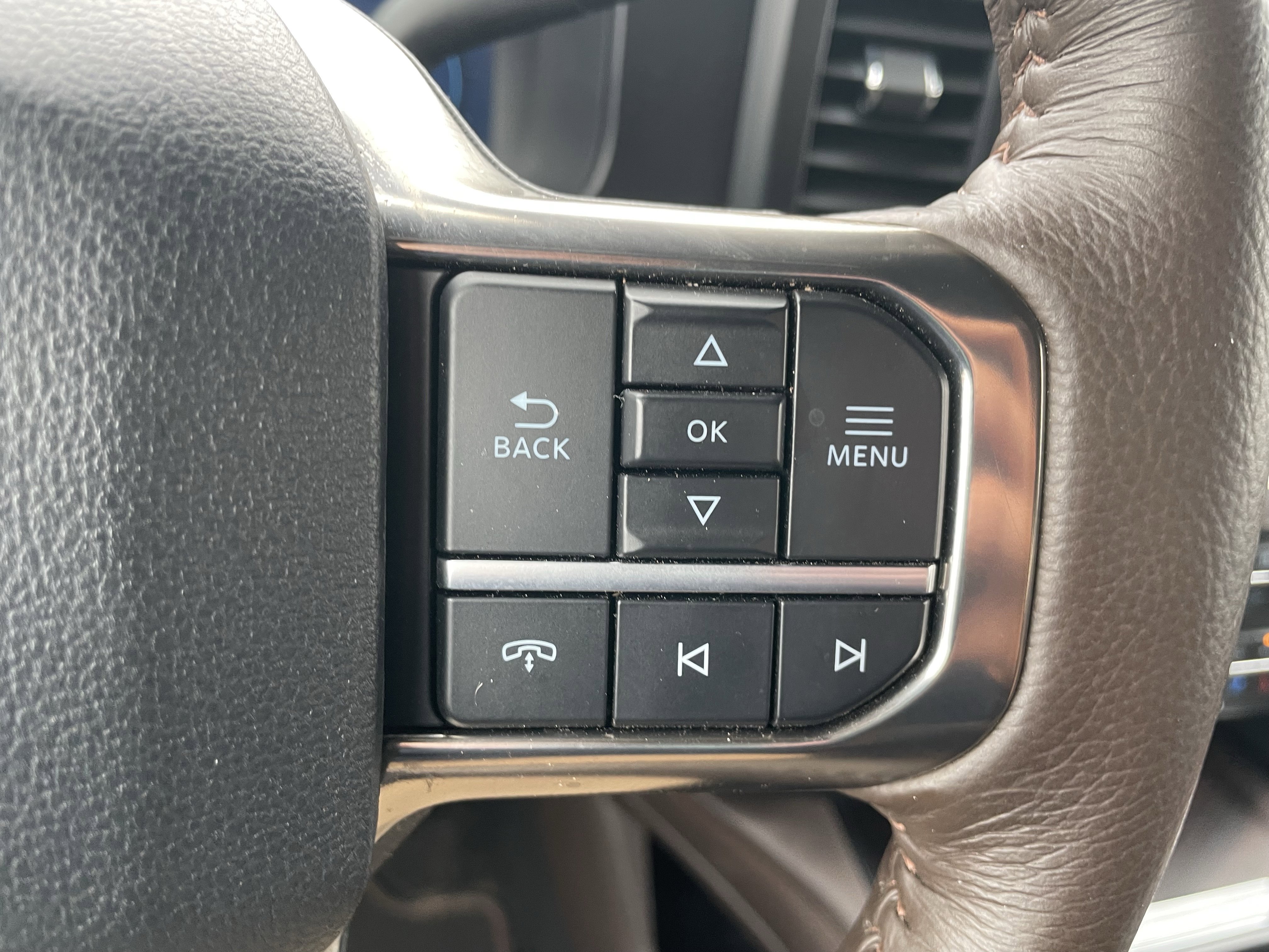 Used 2025 Ford F350 King Ranch AWD/4WD image 17