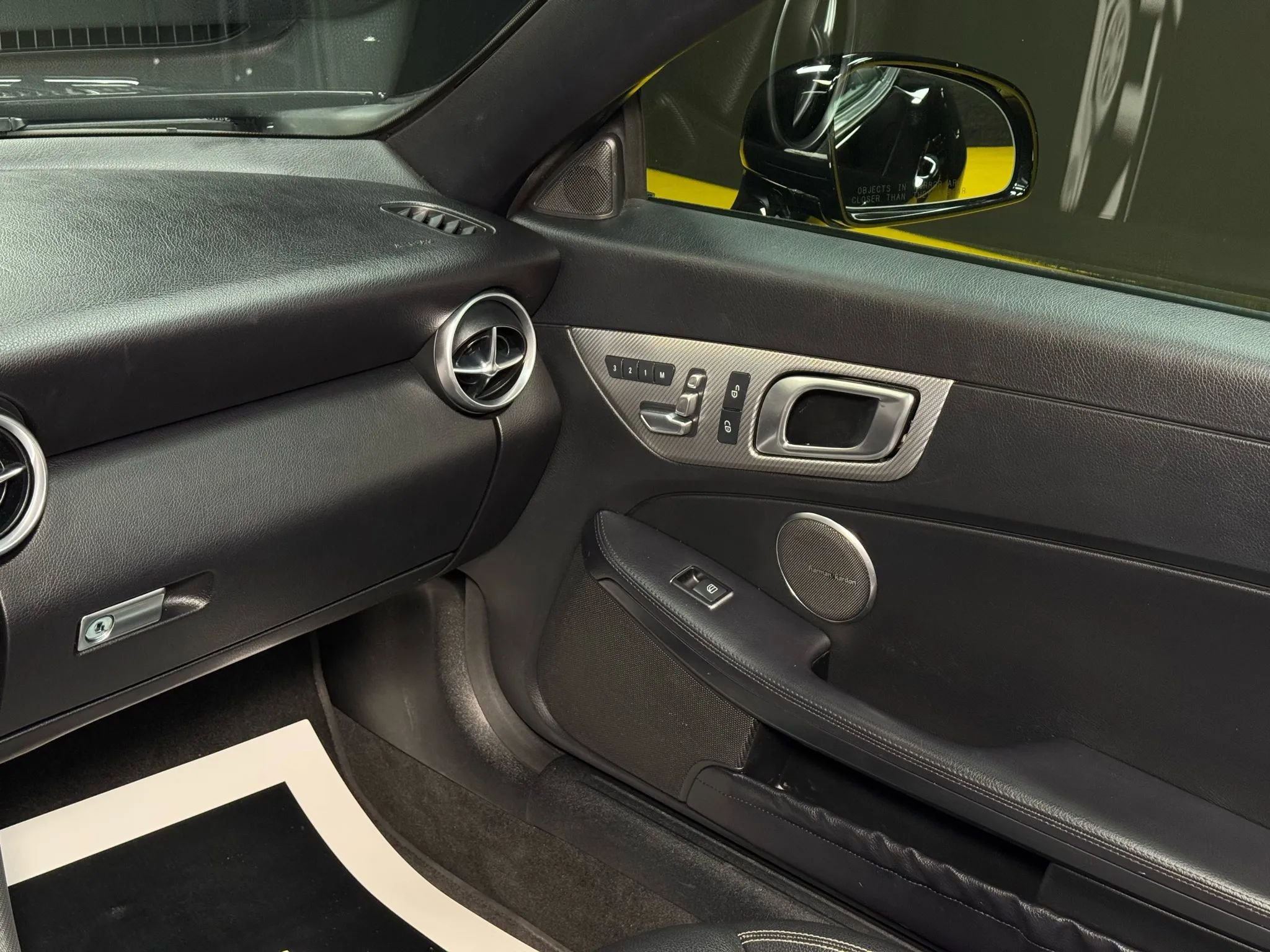 Used 2017 Mercedes-Benz SLC 300 w/ Premium 1 Package image 16