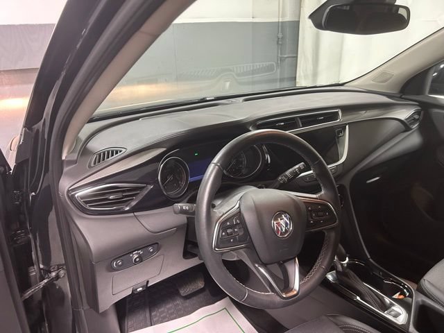 Used 2022 Buick Encore GX Preferred w/ Cold Weather Comfort Package AWD/4WD image 9