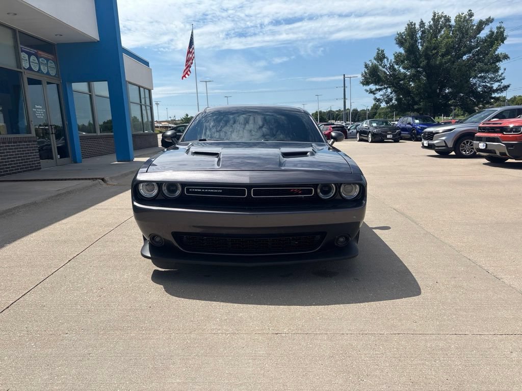 Used 2015 Dodge Challenger R/T Scat Pack w/ Leather Interior Group RWD image 2