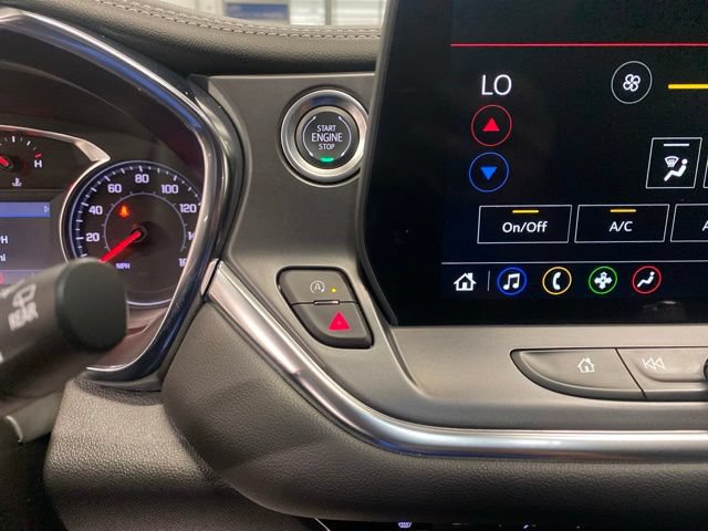 Certified 2025 Chevrolet Blazer LT FWD image 17
