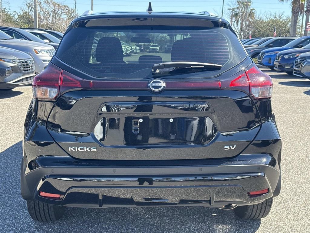Certified 2024 Nissan Kicks SV image 5