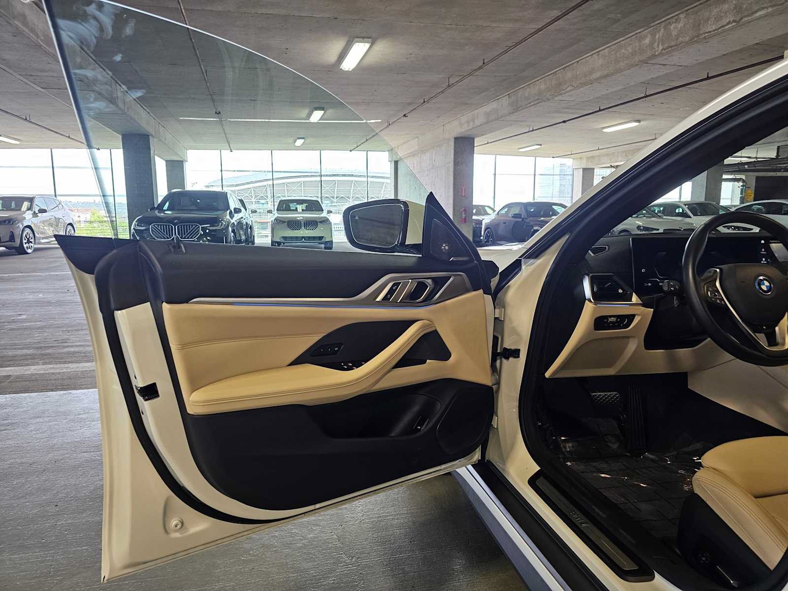 Certified 2023 BMW i4 eDrive35 RWD image 25
