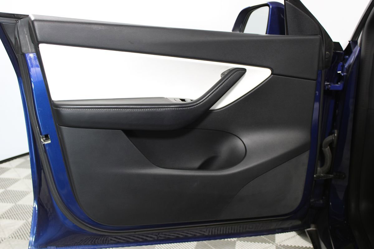 Used 2021 Tesla Model Y Performance AWD/4WD image 6