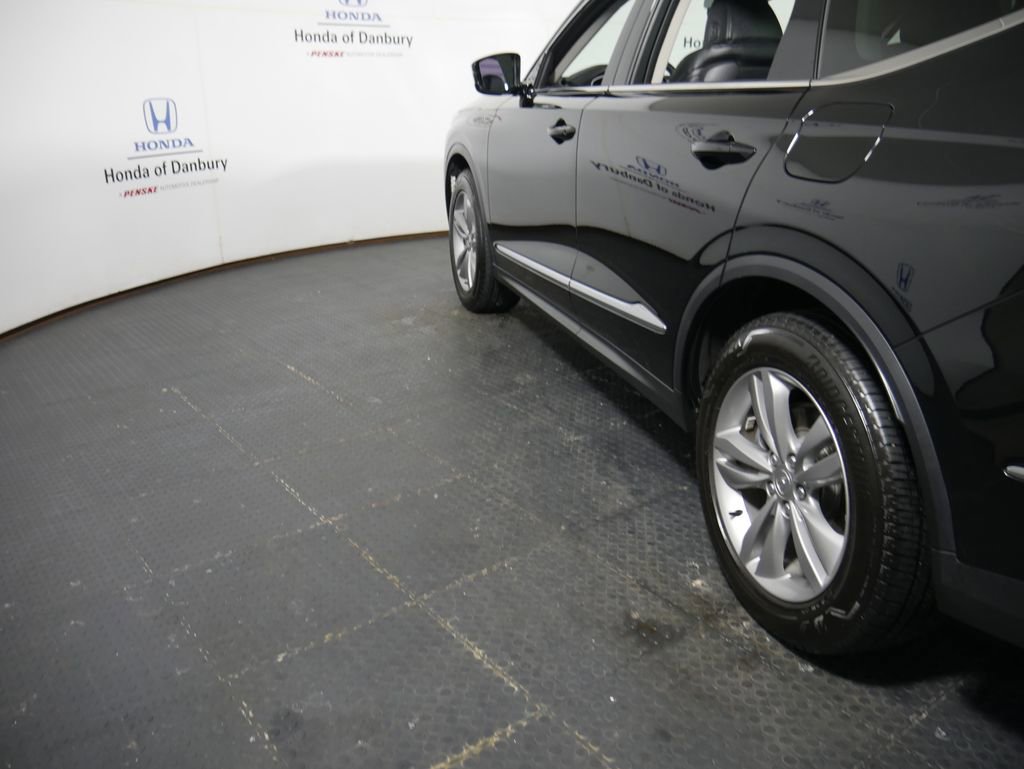 Used 2025 Acura MDX SH-AWD image 12