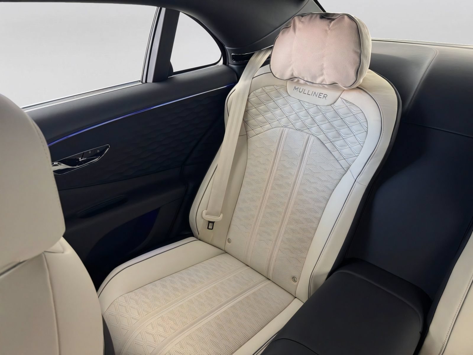 New 2026 Bentley Flying Spur Plug-In Hybrid AWD/4WD image 14