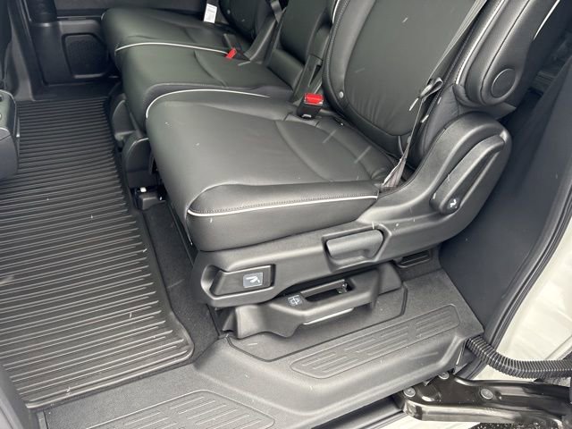New 2026 Honda Odyssey Touring image 27