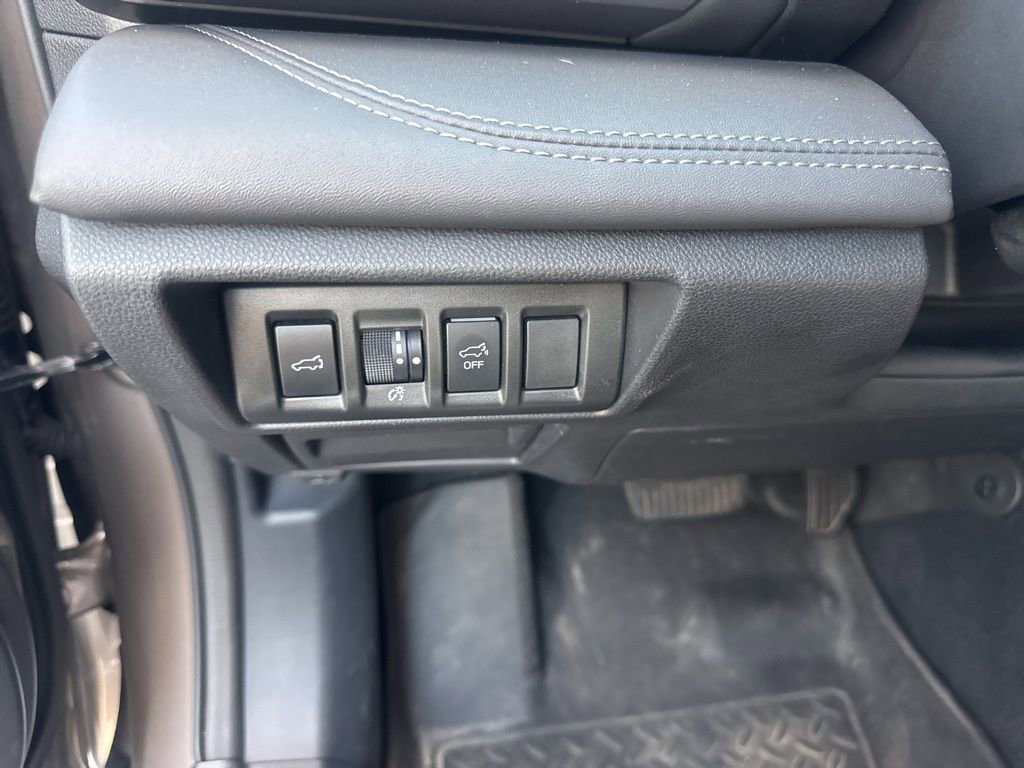 Used 2022 Subaru Outback Limited w/ Popular Package #2 image 8