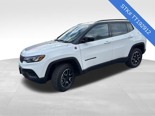 New 2026 Jeep Compass Trailhawk image 3