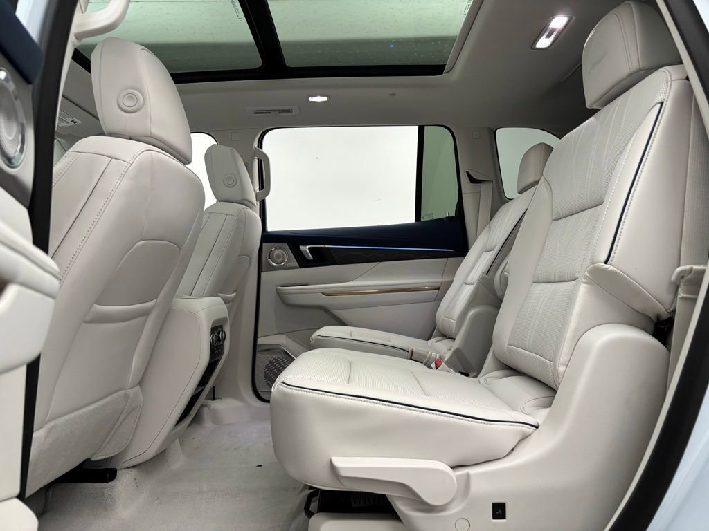 New 2026 Buick Enclave Avenir image 46