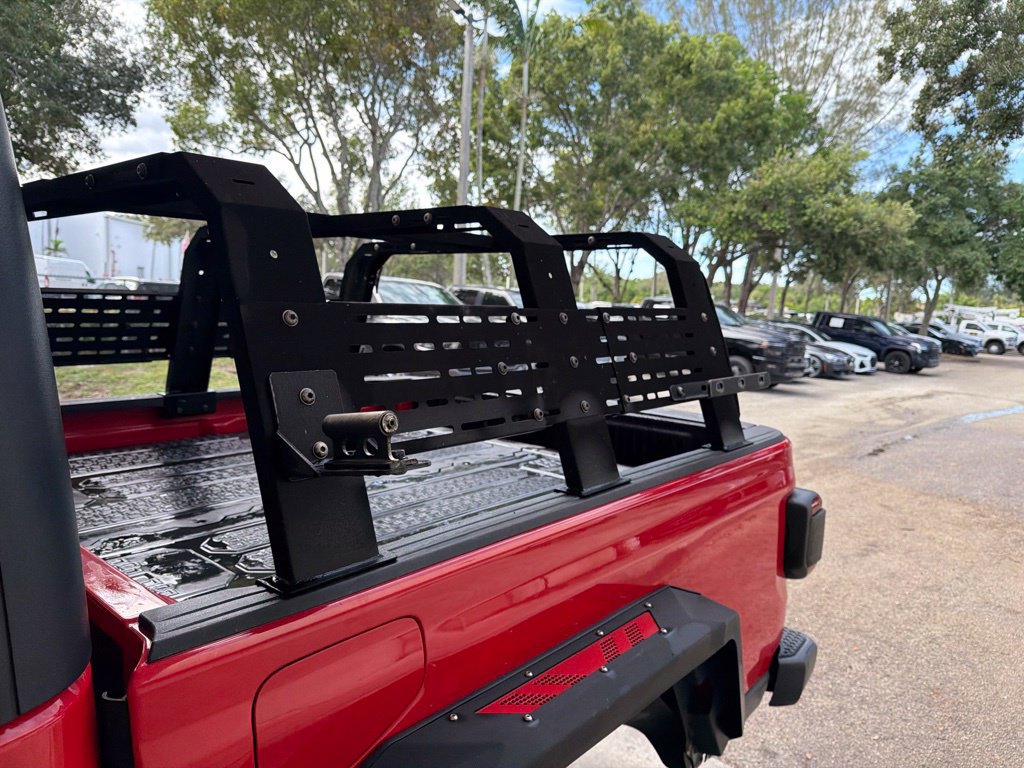 Used 2021 Jeep Gladiator Sport AWD/4WD image 17