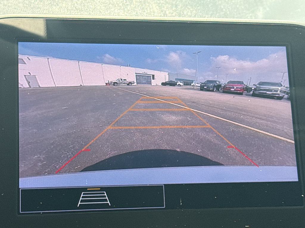 Used 2024 Chevrolet Malibu LS FWD image 18