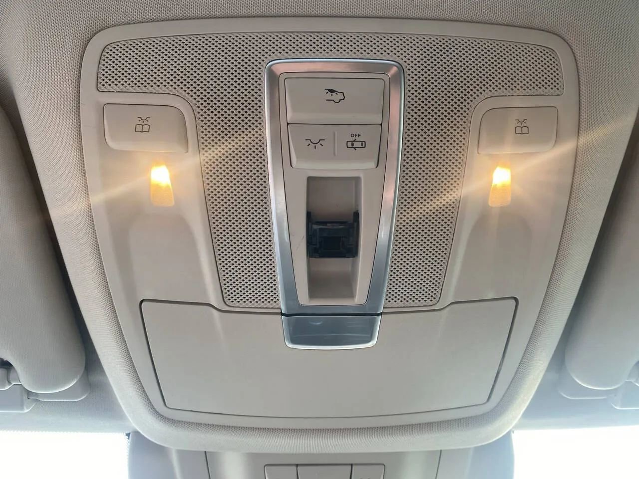 Used 2017 Mercedes-Benz GLS 450 GLS 450 Sport Utility 4D image 25